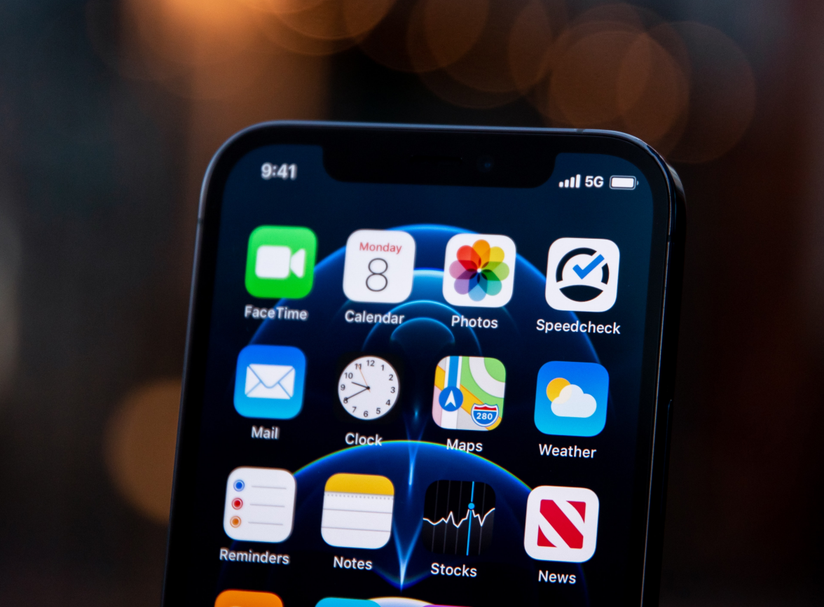 贵德苹果手机维修分享为什么 iPhone 12 在冬季会自动关机 