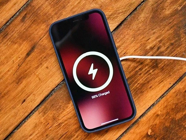 贵德苹果手机维修分享iPhone 12可以随便充电吗 